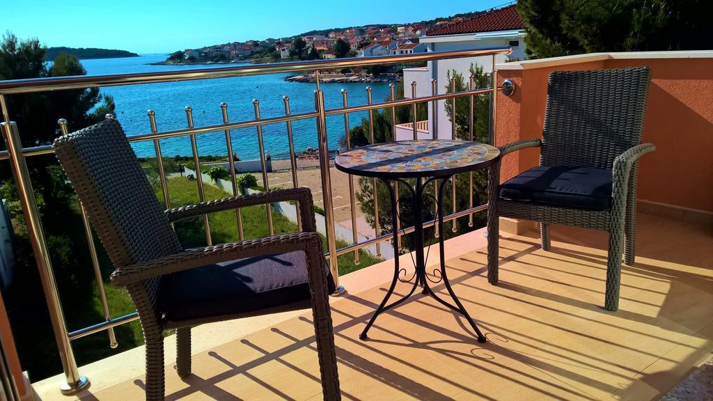 Villa Palas Apartments 2 Rogoznica  Cameră foto