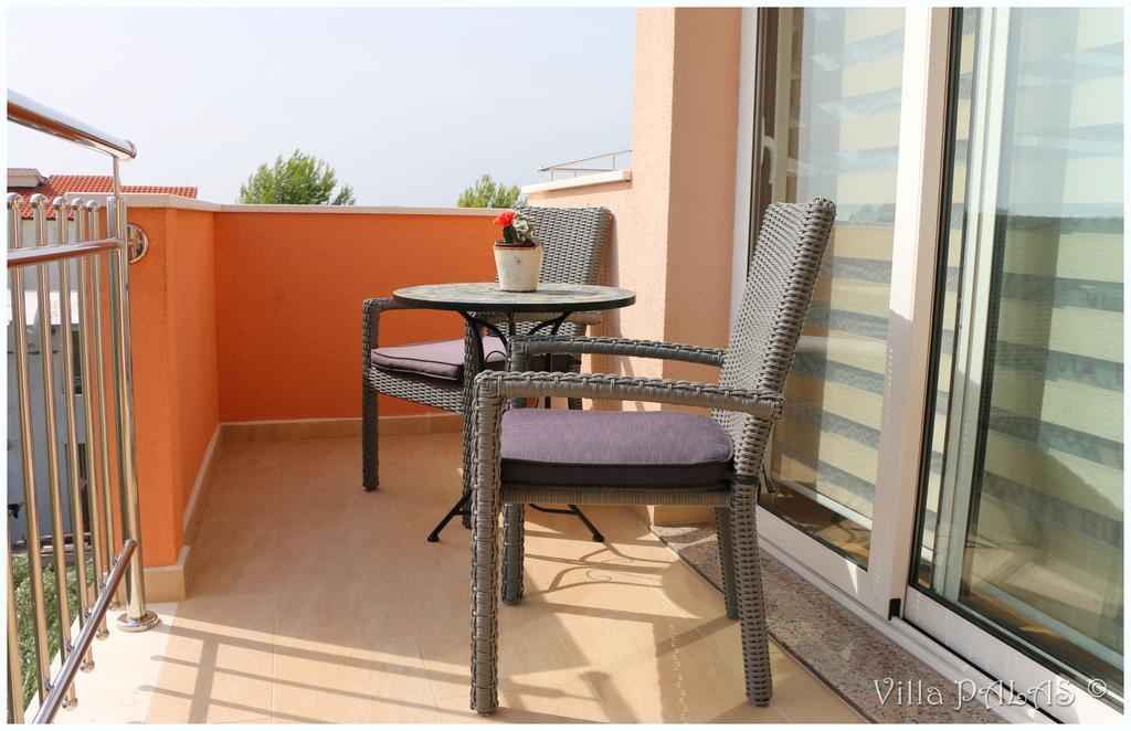 Villa Palas Apartments 2 Rogoznica  Exterior foto
